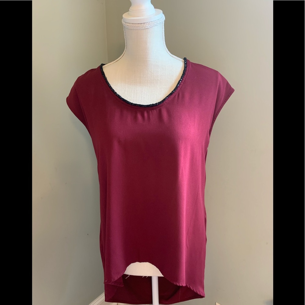 🌺 3 for $15! Sleeveless top (130)